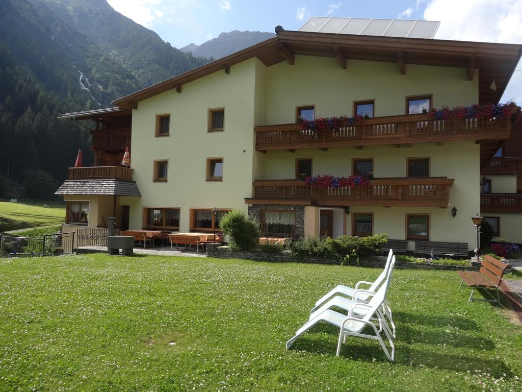 Köflerhof Appartements St. Leonhard im Pitztal Exterior foto